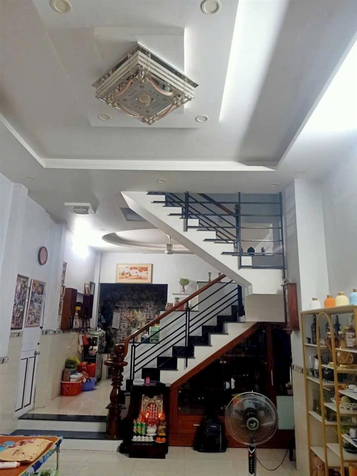 CHỈ 6,6 TỶ – 2 CĂN NHÀ LẦU + SỔ HỒNG RIÊNG HXH TRỊNH THỊ MIẾNG, GIÁP Q12