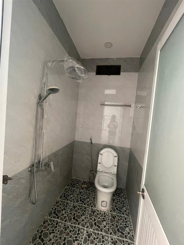 HÀNG NGỘP QUẬN 12 – NHÀ 92M² GIẢM CÒN 4,29 TỶ, CHỦ KẸT TIỀN BÁN GẤP!