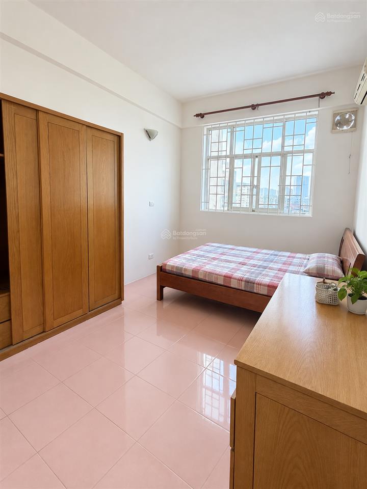 Cho thuê căn hộ 1pn, 1wc, 55m2 tại n01, trần quý kiên, 8 triệu vnd