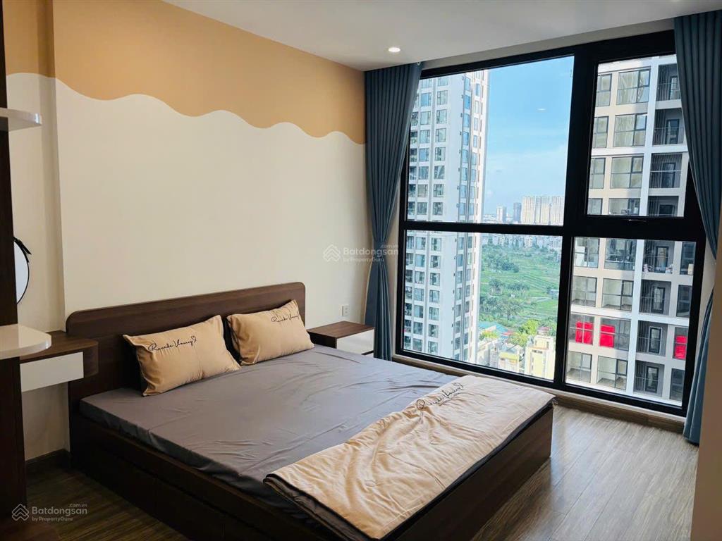 Với giá 10.5tr tôi cần cho thuê căn 2 ngủ khu vinhome smart đầy đủ nội thất sạch đẹp  0978 121 ***