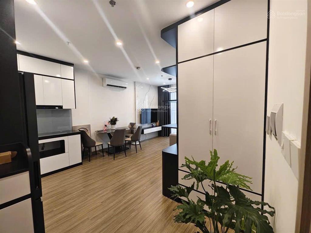 Cho thuê căn hộ 1n+ giá 8.5tr vinsmart tây mỗ mới hoàn thiện,nội thất đẹp,hướng mát  0978 121 ***