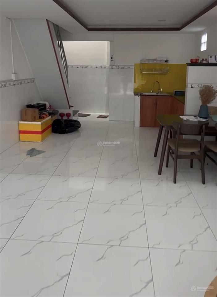 Nhà riêng 4x8 1 trệt 1 lầu hẻm 4m thoáng đẹp giá 4 tỷ