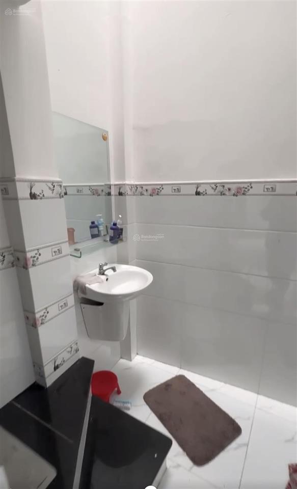 Nhà riêng 4x8 1 trệt 1 lầu hẻm 4m thoáng đẹp giá 4 tỷ