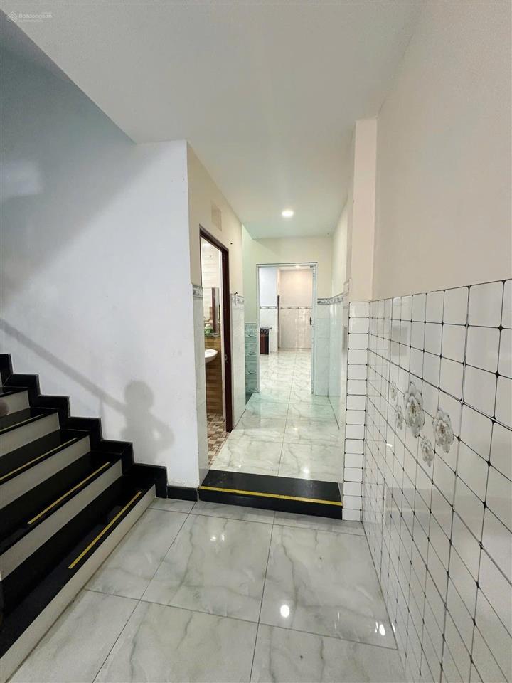 Bán mặt tiền bác ái  tân phú 4x20 giá 6.5 tỷ