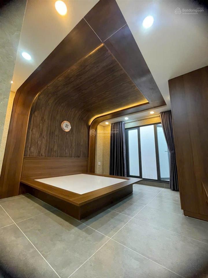 Nhà tân sơn nhì 5.05x14m đúc 4 tấm, spa thuê 20 triệu/th, giá 8.25 tỷ