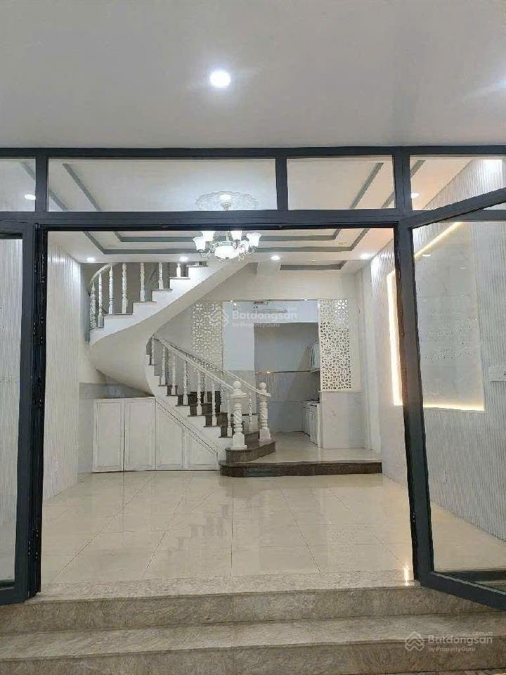 Nhà 4 tầng 5x15m sổ vuông vức, hẻm xe hơi 6m thông tứ hướng sầm uất, phạm văn chiêu phường 9 gò vấp
