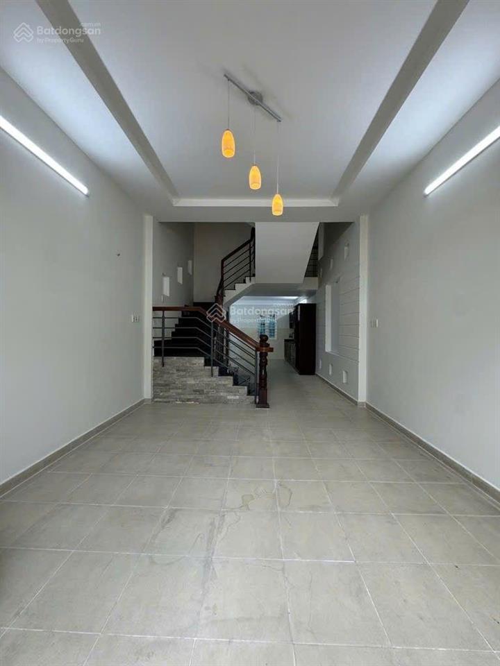 Mặt tiền kinh doanh 4 tầng 4x16m sổ vuông đẹp, đường số 17, kết nối đường quang trung và thống nhất