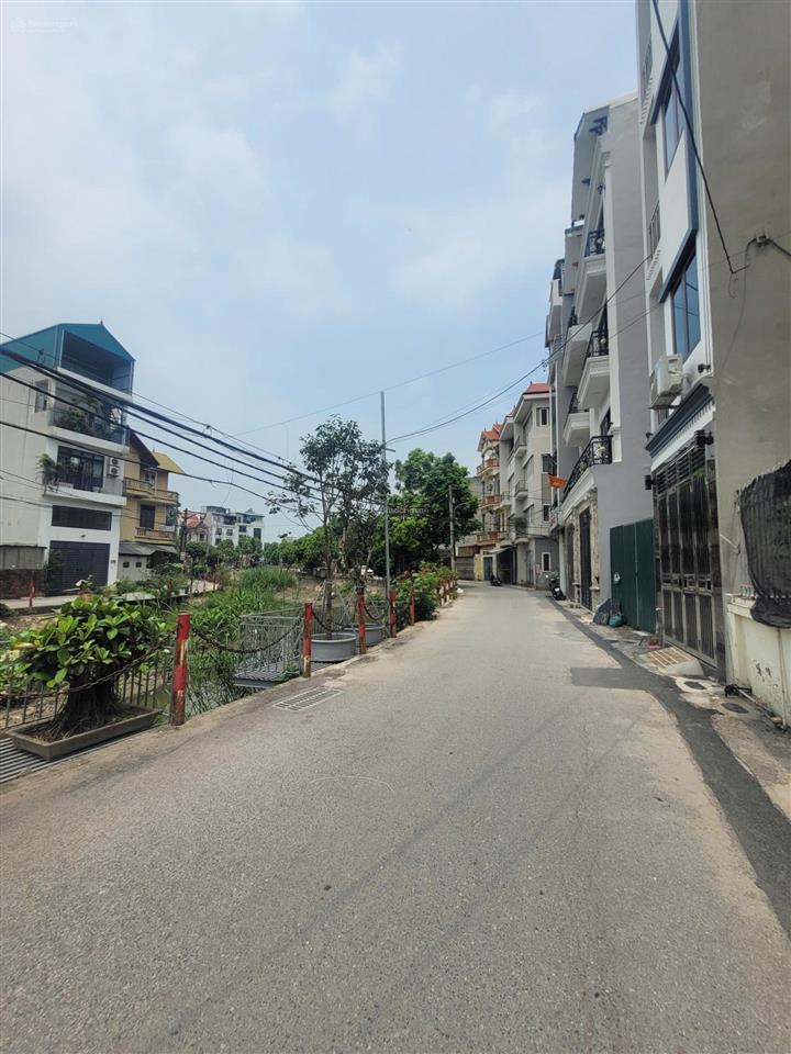 Bán nhà riêng tại văn tiến dũng, 8,2 tỷ, 41m2, đẹp, nhiều tiện ích, chính chủ