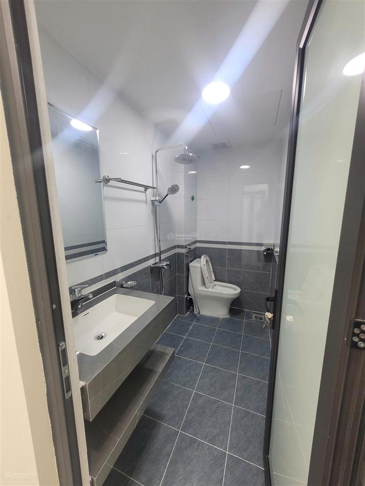 Bán nhà riêng tại văn tiến dũng, 8,2 tỷ, 41m2, đẹp, nhiều tiện ích, chính chủ