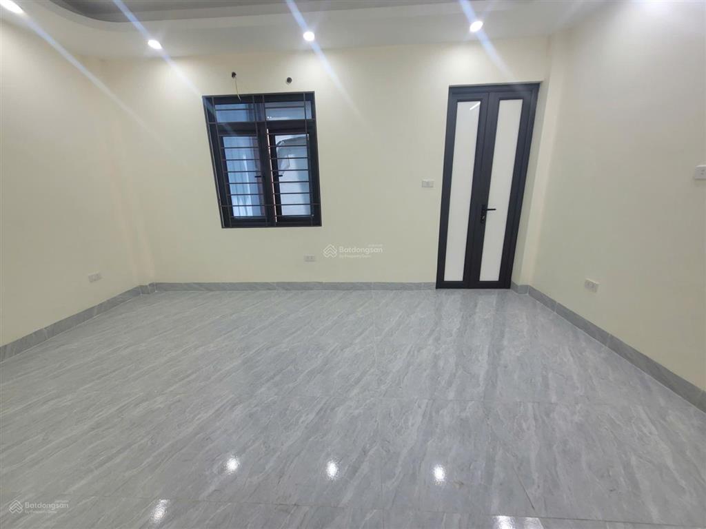 Bán nhà riêng tại văn tiến dũng, 8,2 tỷ, 41m2, đẹp, nhiều tiện ích, chính chủ