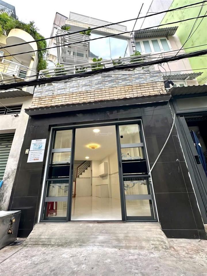 #quận1, hẻm xe hơi bùi thị xuân, 3 tầng btct, 3m x 8m5, không qh, shr, 7 tỷ 800tr( còn tl)