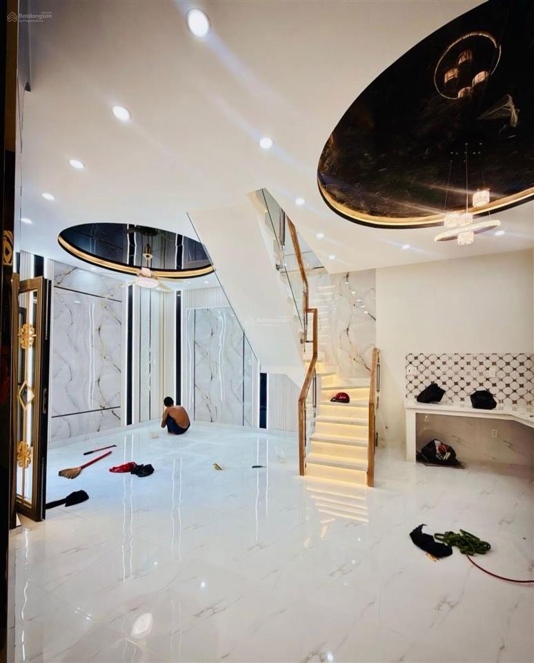 Quận 7, 31m2 đất dân cư hiện hữu, kqh chỉ 3 tỷ 290tr  nhà mới ở ngay