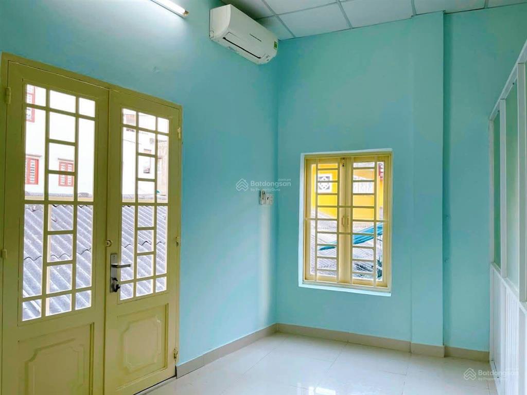 Quận 4, 20m ra mặt tiền hoàng diệu, 29,2m² (4m³ x 5m³, nở hậu 4m8). 1 trệt 1 lầu (hoàn công đủ)