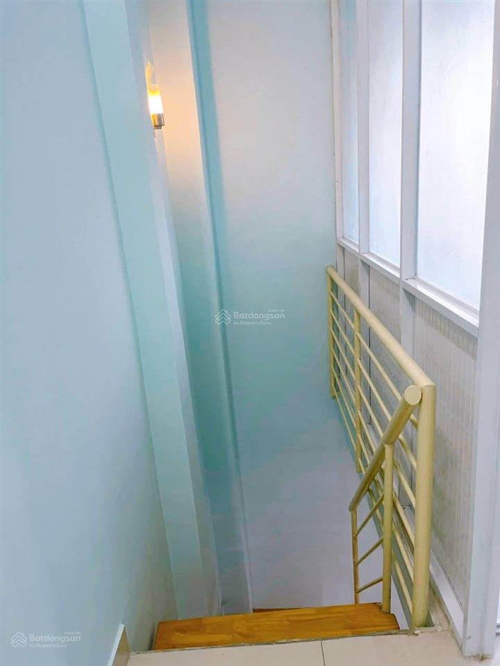 Quận 4, 20m ra mặt tiền hoàng diệu, 29,2m² (4m³ x 5m³, nở hậu 4m8). 1 trệt 1 lầu (hoàn công đủ)