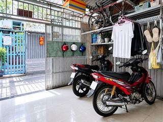 Quận 4, đường số gần vòng xoay tân vĩnh, cách mt chỉ 50m  56,9m2(4m3 x 14,4m). 1 trệt, 1 lửng đúc