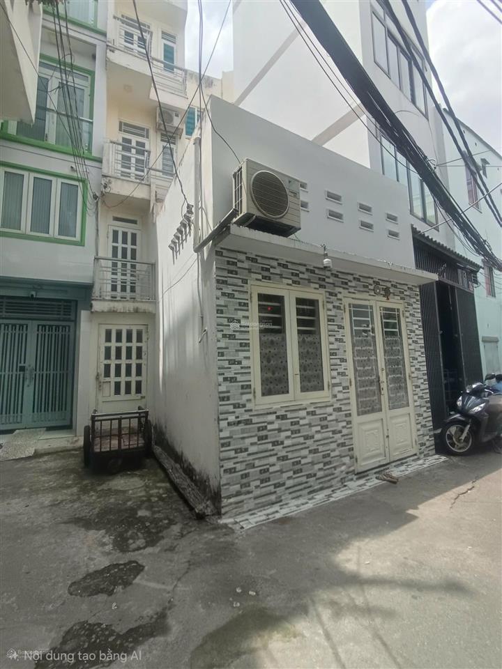 Quận 4, hẻm xe hơi 4m, cách mặt tiền đúng 2 nhà (vị trí đẹp trong tầm giá). 22,1m đất