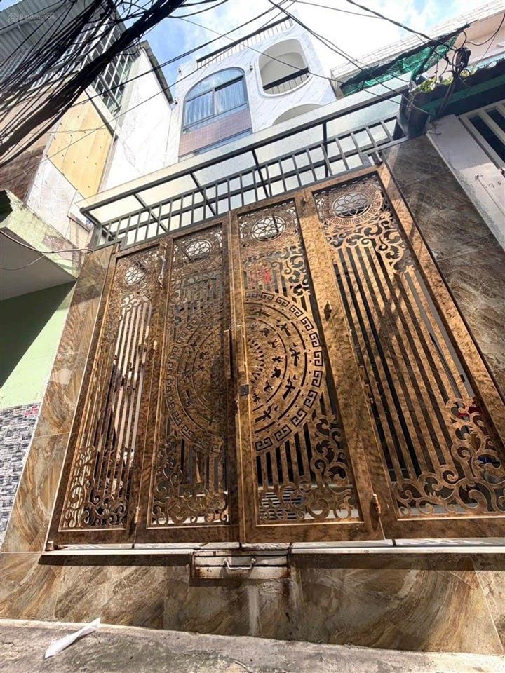 Quận 7, kế bên chung cư m one, nhà mới đẹp 4 tầng, full nội thất.