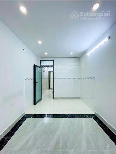 #quận4, nguyễn thần hiến, 100m ra mặt tiền. 5 tầng  31m  6pn chỉ 4 tỷ 500tr