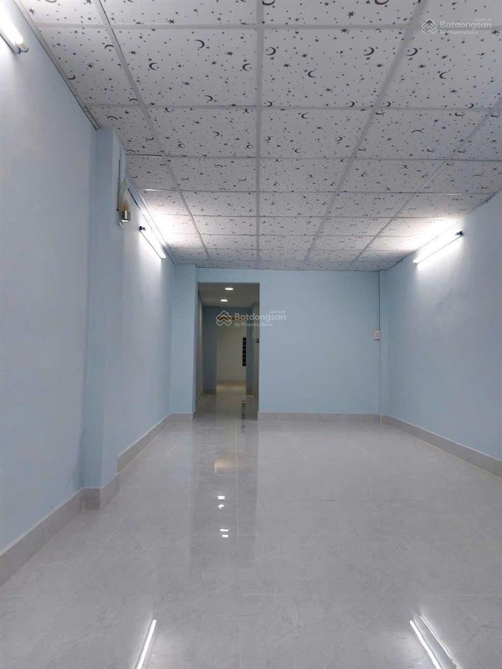 #quận4, cách vĩnh khánh 80m. 51m sổ công nhận. 2 tầng. 4 tỷ 100tr còn tl chính chủ