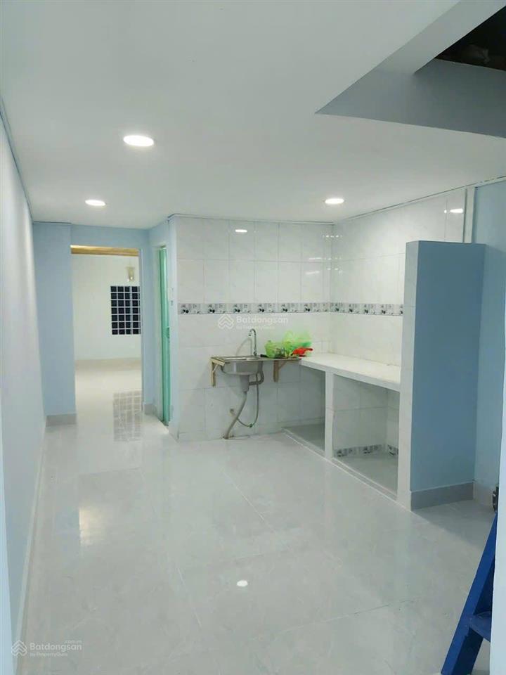 #quận4, cách vĩnh khánh 80m. 51m sổ công nhận. 2 tầng. 4 tỷ 100tr còn tl chính chủ