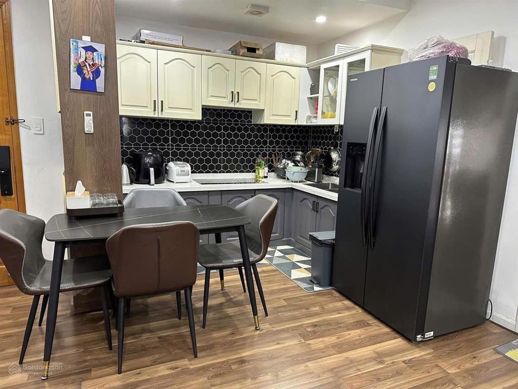 Phong cách sống thời thượng chỉ có ở florita em đông đang nhận 2t250 shr bao phí sang tên