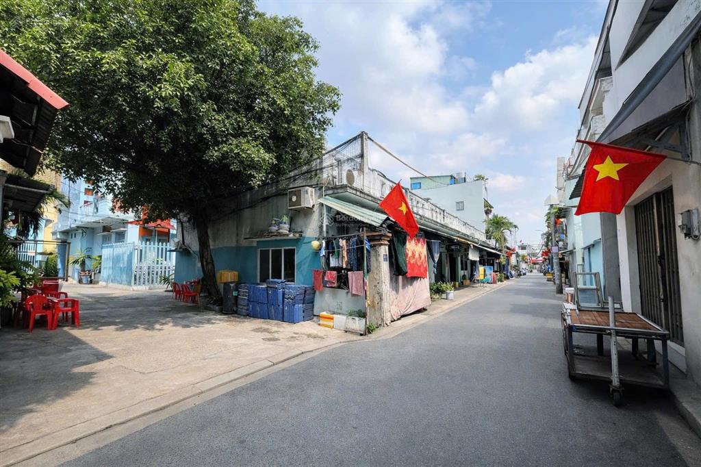 Bán nhà riêng tại hẻm 267, lê đình cẩn, 5,1 tỷ, 66m2  giá cực chất