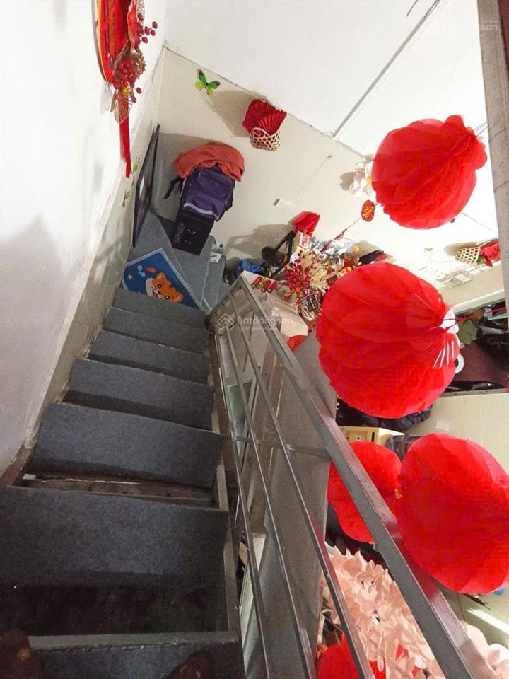 Bán nhà đẹp thái hà  đống đa  2tầng  ngõ thông  1.2 tỷ