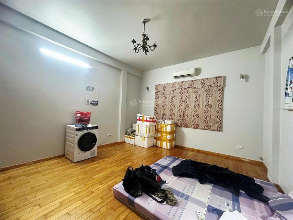 Bán nhà oto kinh doanh hoàng ngân trung tâm vip 88m 35,5 tỷ