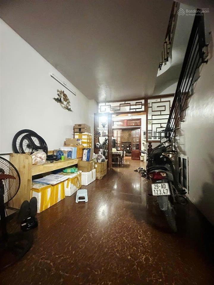 Lô góc mp ô tô tránh thoải mái, quá đẹp phố cự lộc 50m 25 tỷ.