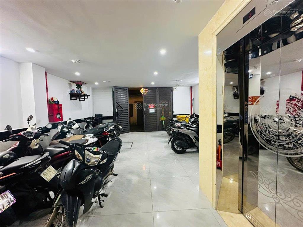 Siêu phẩm ccmn nguyễn trãi 3 thoáng  7 tầng  dòng tiền cao 72m 28,5 tỷ