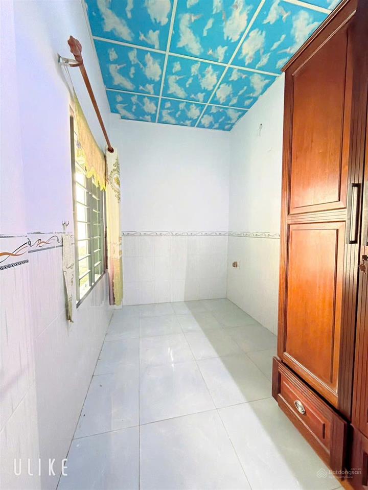 Bán nhà 1 lầu 1 trệt sổ riêng giá chỉ có 1 tỷ 750tr tại dĩ an bình dương