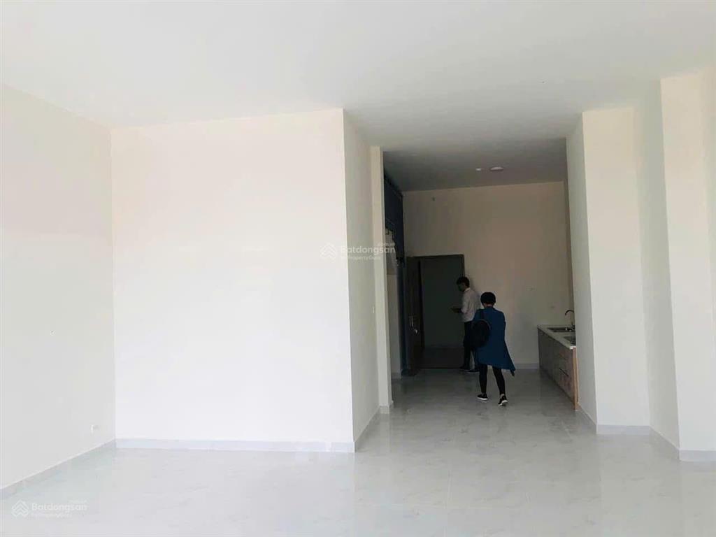 Cho thuê shop duplex sân vườn mô hình ở kết hợp văn phòng ngay ga metro