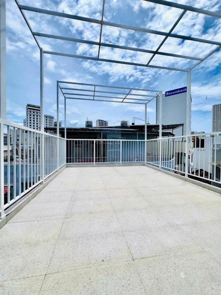 Cho thuê nhà đẹp 3 tầng hẻm lý thánh tôn  trung tâm nha trang