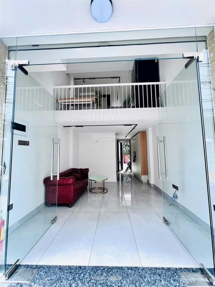 Cho thuê nhà đẹp 3 tầng hẻm lý thánh tôn  trung tâm nha trang
