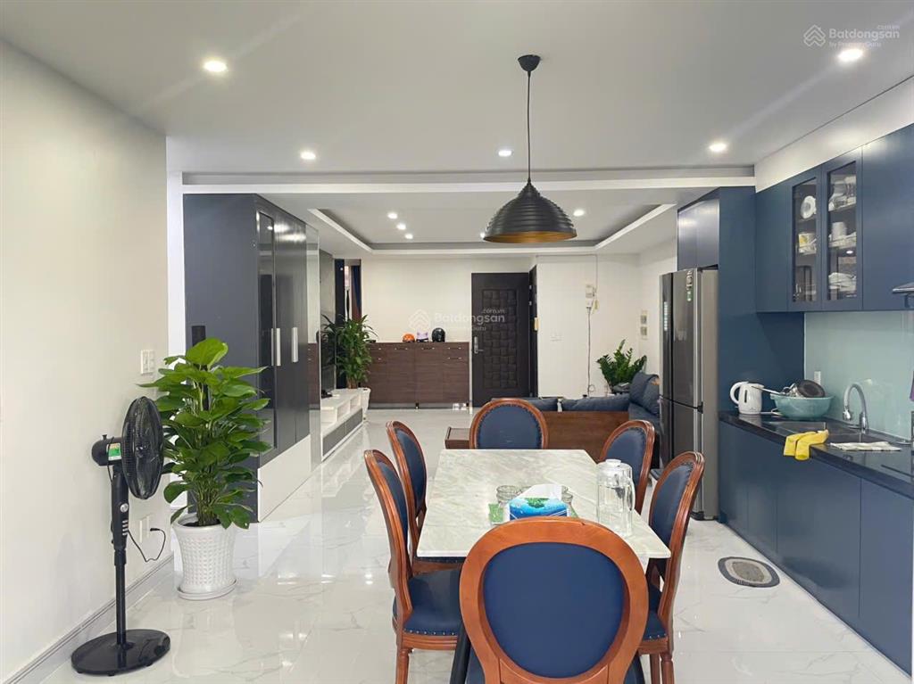 Penthouse hoàng kim thế gia 145,1m2  view sân bay hiếm có  full nội thất cao cấp  5,5 tỷ đồng