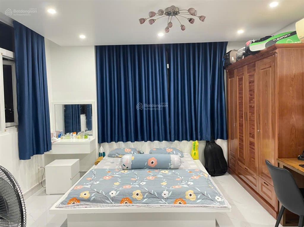 Penthouse hoàng kim thế gia 145,1m2  view sân bay hiếm có  full nội thất cao cấp  5,5 tỷ đồng