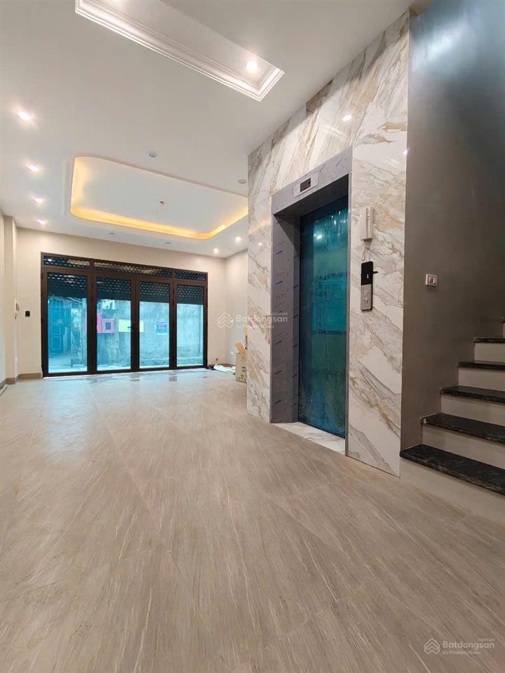 Bán nhà ngõ 191 phố thạch bàn khu tái định cư him lam. nhà mới 6t thang máy ô tô ngủ trong nhà.