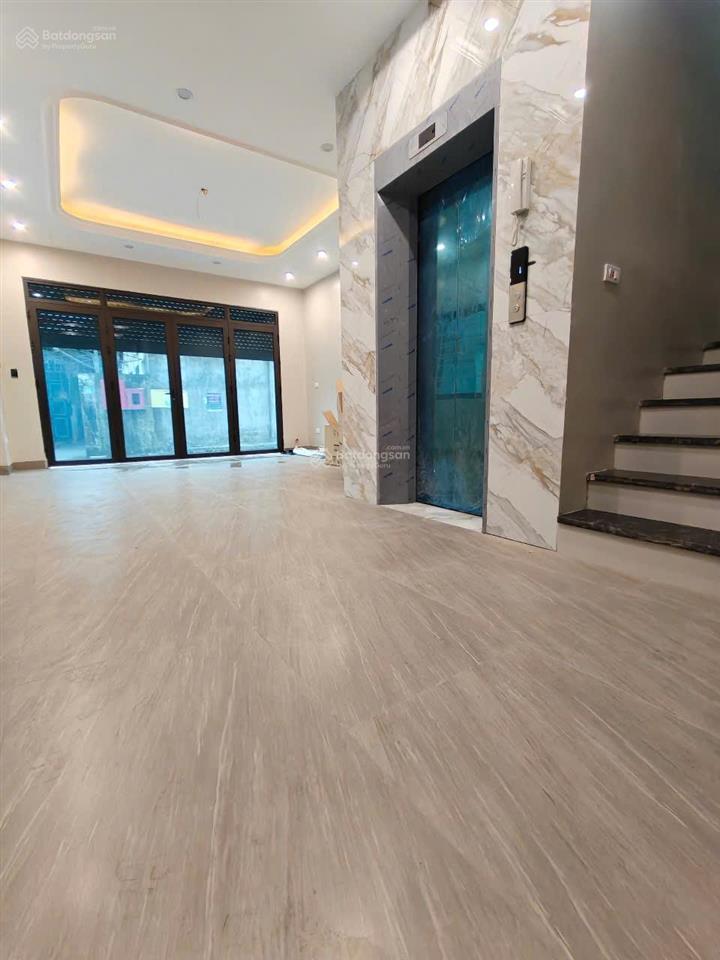 Bán nhà ngõ 191 phố thạch bàn khu tái định cư him lam. nhà mới 6t thang máy ô tô ngủ trong nhà.