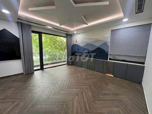 Cho thuê biệt thự KDC Trung Sơn view công viên, DT 10x20m, giá 57 Tr