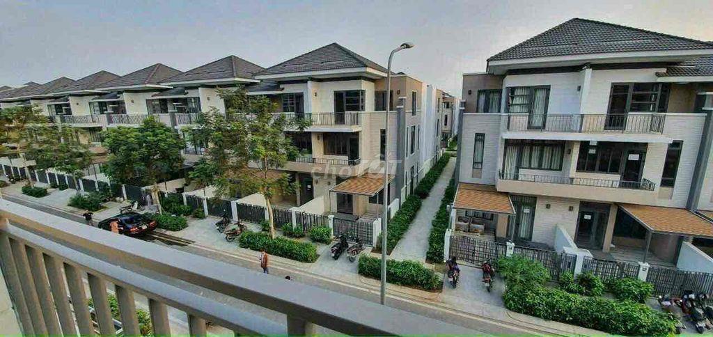 Cho thuê căn Góc Biệt Thự Vườn Kiến Á 3 lầu full nội thất giá rẻ 27Tr