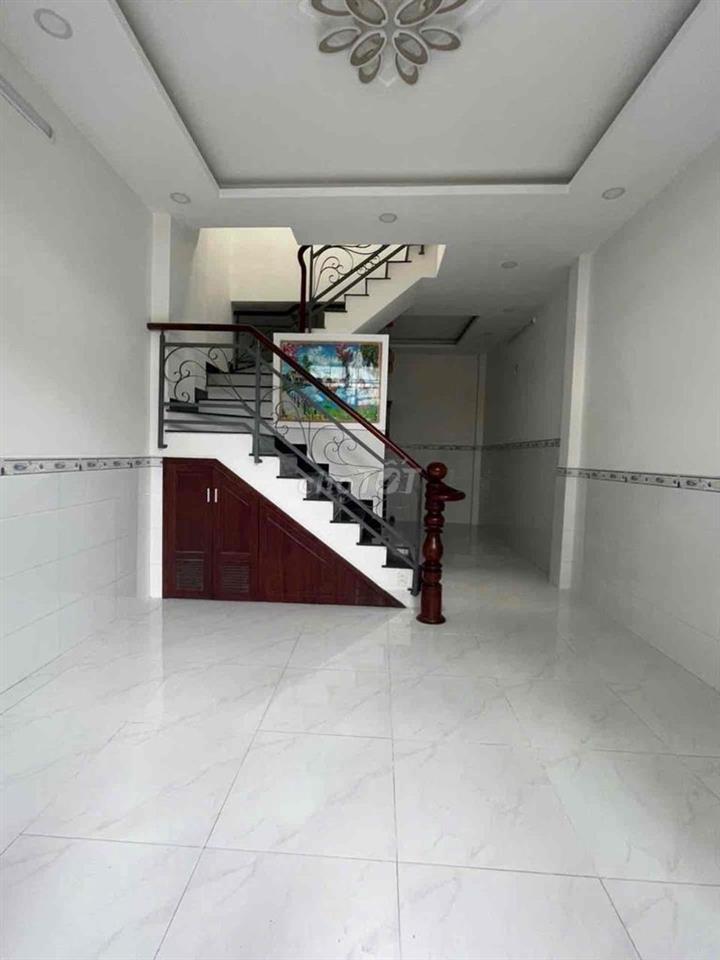 Chỉ 4,75 TỶ CÓ NHÀ QUẬN 7 – HẺM Ô TÔ 5M, 2 TẦNG BTCT, SỔ HỒNG RIÊNG