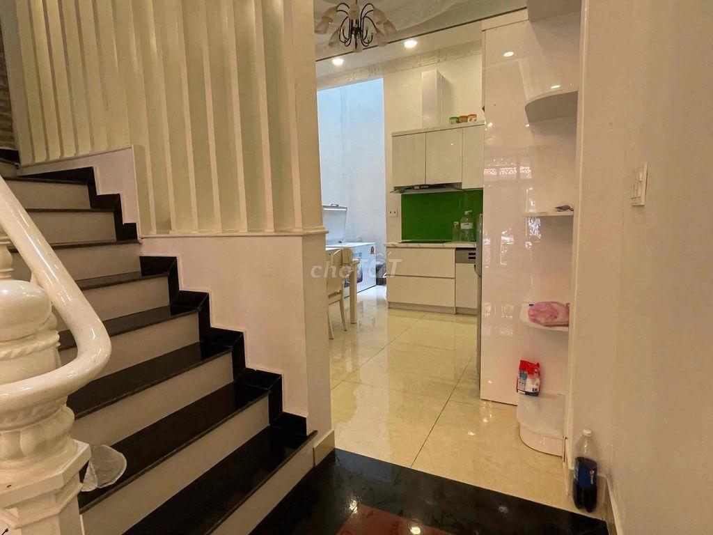 Cho thuê nhà ngay hẻm xe hơi 502 HTP gần PMH full nội thât | DT 4-15