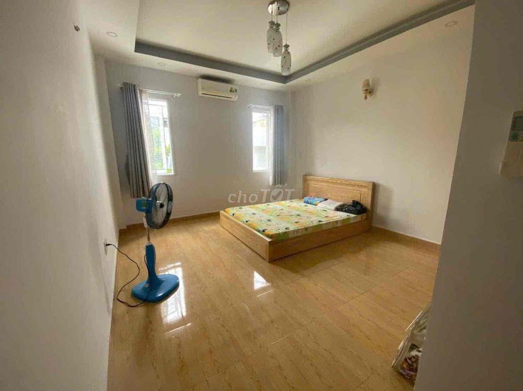 🔥 30 TRIỆU THUÊ NGUYÊN CĂN MẶT TIỀN ĐƯỜNG 24M Q7 – 4 TẦNG, GARA Ô