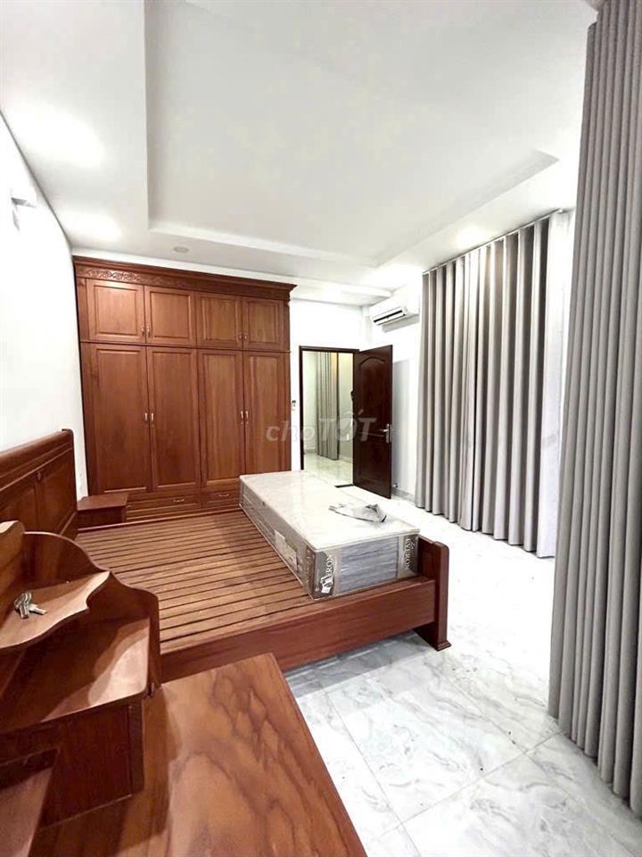 Bán nhà ô tô đậu trước nhà Cạnh Khu Him Lam 3 lầu giá 11,2 tỷ có giảm