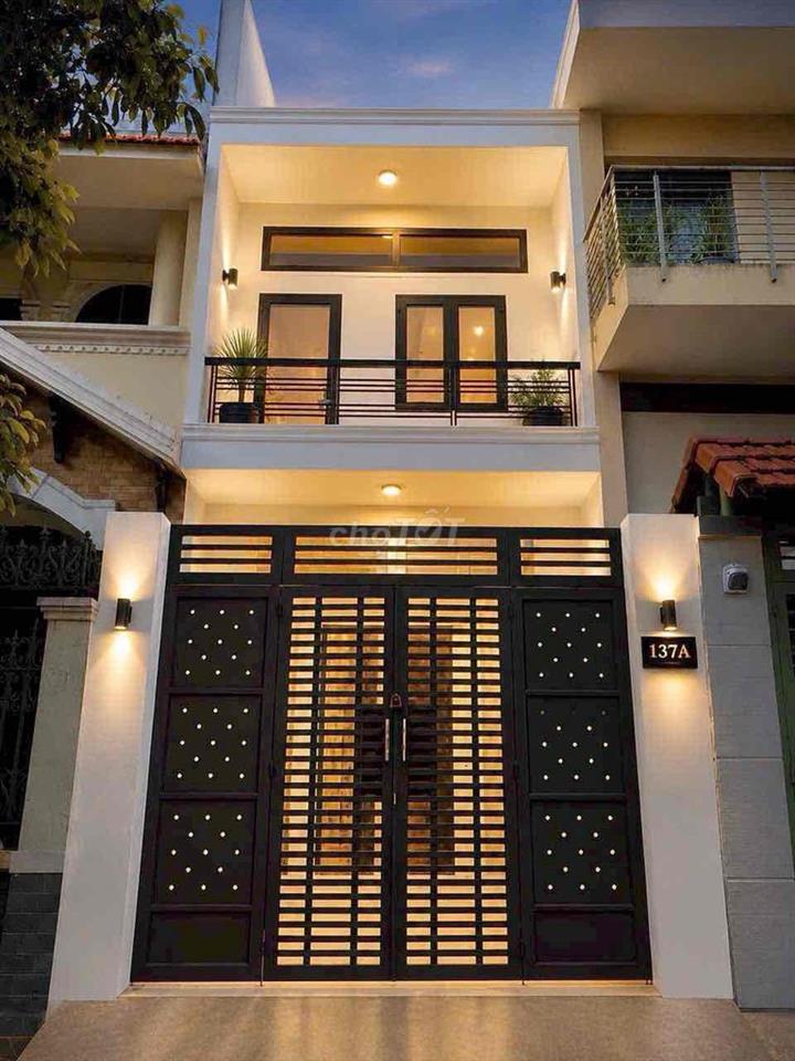 Bán Nhà Mặt Tiền Đường Số Tân Quy, Quận 7 – DT 4x18m – Giá Chỉ 13,