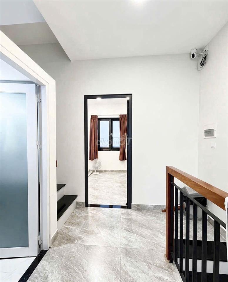 Nhà đẹp Khu Kiều Đàm Quận 7 – hẻm xe hơi – 3 tầng – sổ hồng – 10,8 tỷ