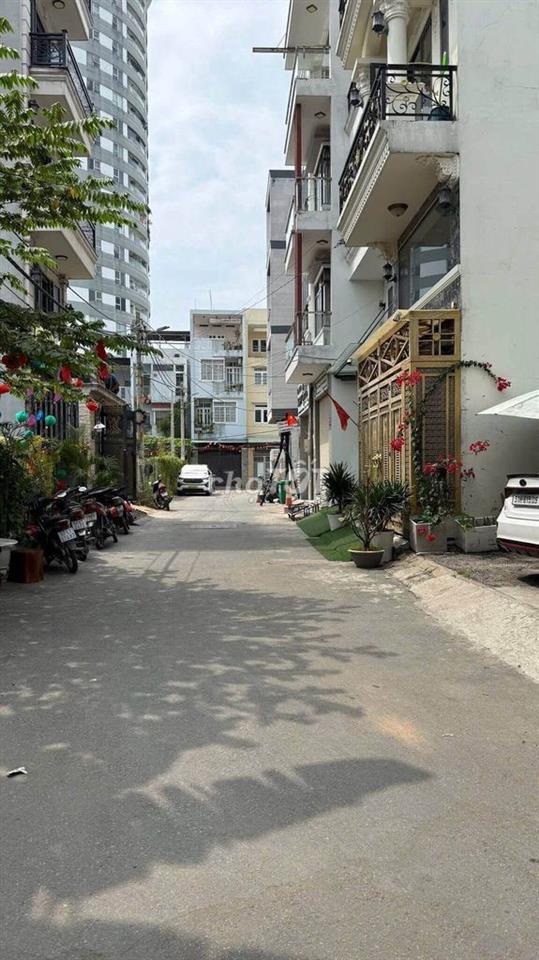 Bán nhà Huỳnh Tấn Phát Q7 5x15m nở hậu 7m 5PN hẻm ô tô
