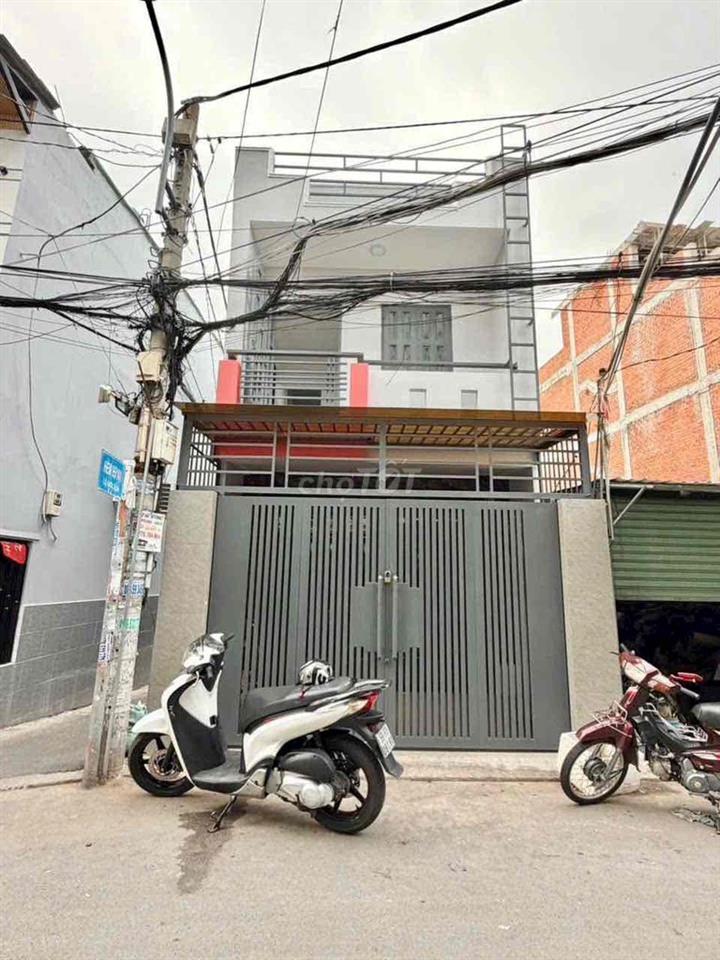 5.8 tỷ ! Nhà hẻm nhựa 6m ngay Lotte Q7 | DT 4-13 , 1 lầu SH hỗ trợ vay