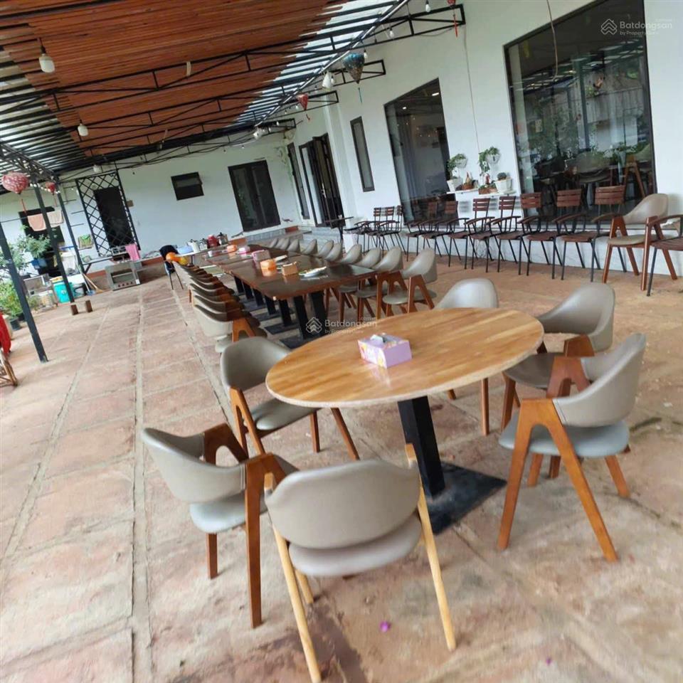 Cho thuê khách sạn 3 sao, 36 phòng, đầy pccc, view rừng thông