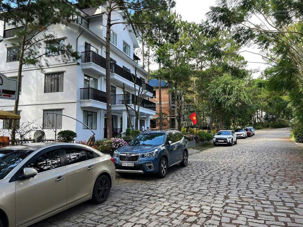 Cho thuê khách sạn 3 sao, 36 phòng, đầy pccc, view rừng thông
